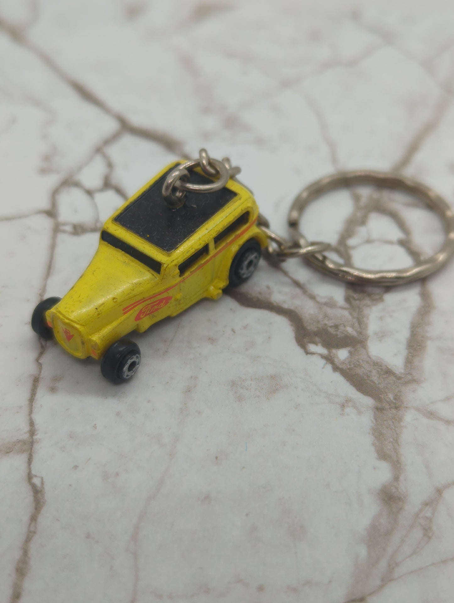 Car keychain - Ford '32 Chopped Custom